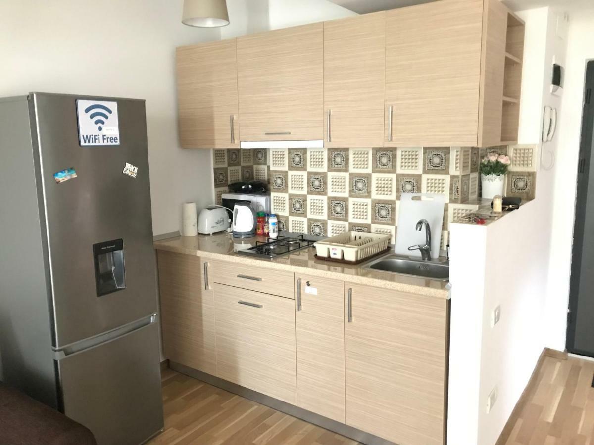 마마이아 Apartament Cristina 아파트 외부 사진